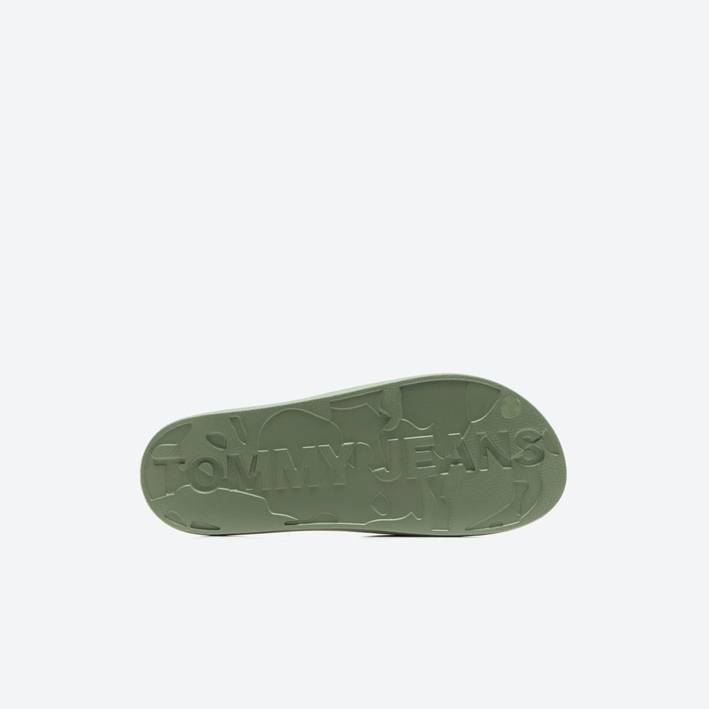 Em0em01506-M01-6.jpg
