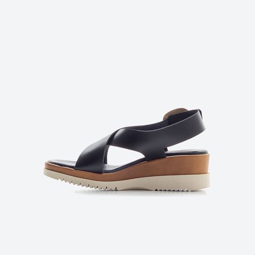 The Buckle Cross Platform Sandalia Freeport Mujer