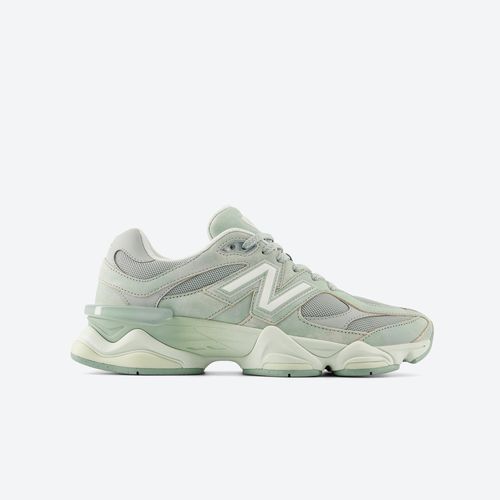 Tenis New Balance U 9060 Mujer