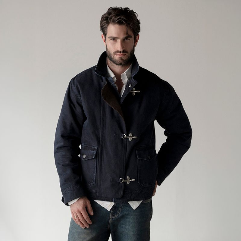 CLASPJACKET-AO-2.jpg